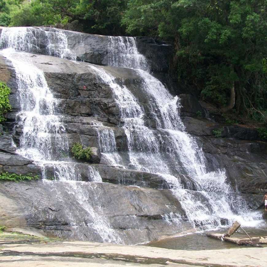 Andipatti-To-Meghamalai-Car-Rental