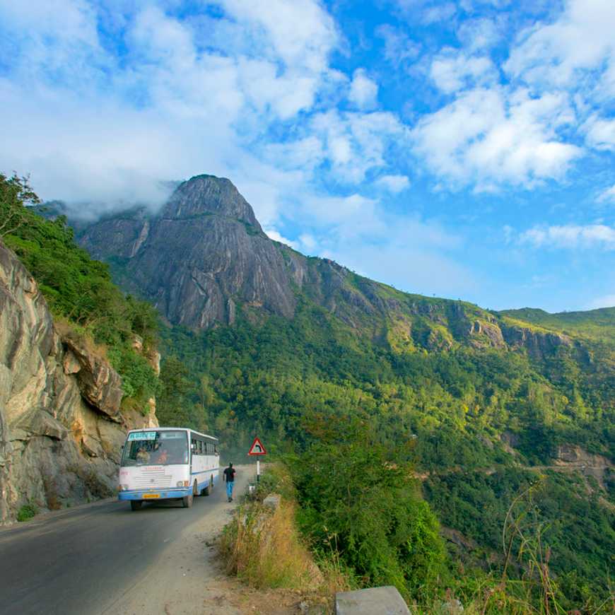 Theni-Bodimettu-to-Munnar-Cab-Booking