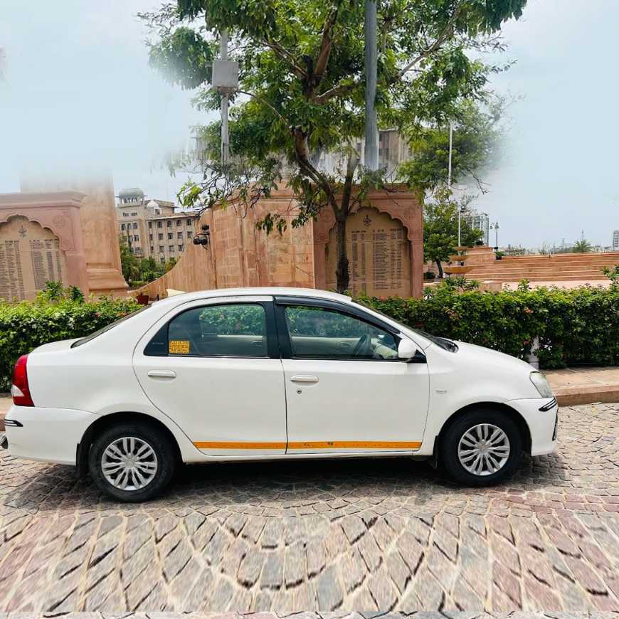Etios-Car-Rental-Theni